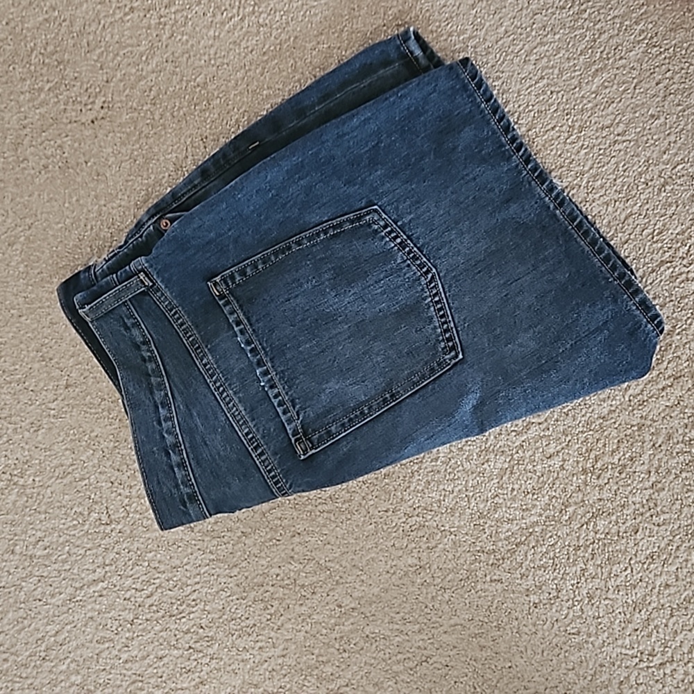 NEW! OLD NAVY High Rise Slouchy Straight Denim Jean Shorts 18. - Picture 5 of 8